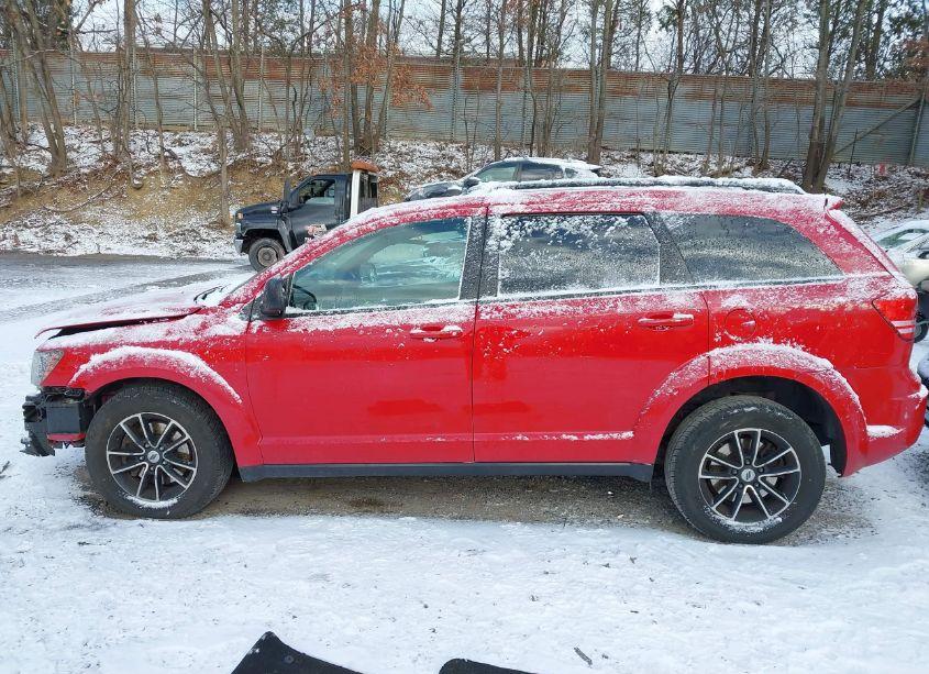 Photo 14 of 2018 Dodge Journey SE (VIN 3C4PDCAB3JT495982)