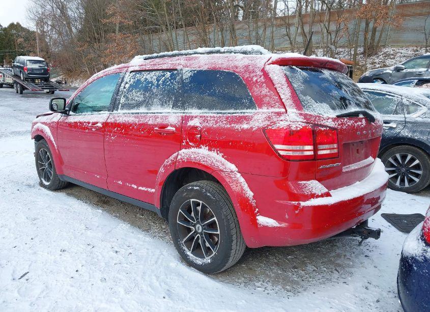 Photo 3 of 2018 Dodge Journey SE (VIN 3C4PDCAB3JT495982)