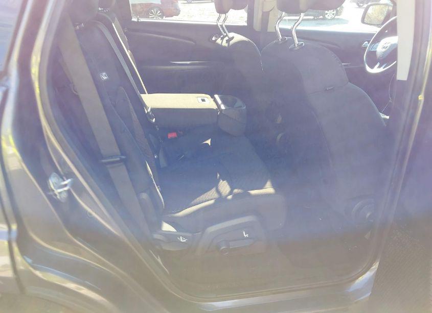 Photo 8 of 2018 Dodge Journey SE (VIN 3C4PDCAB3JT498221)