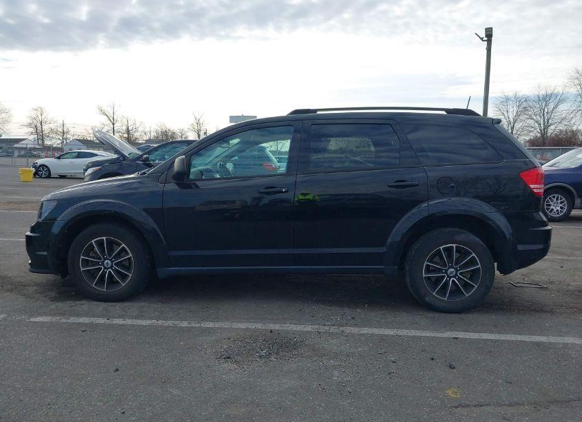 Photo 14 of 2018 Dodge Journey SE (VIN 3C4PDCAB3JT517656)