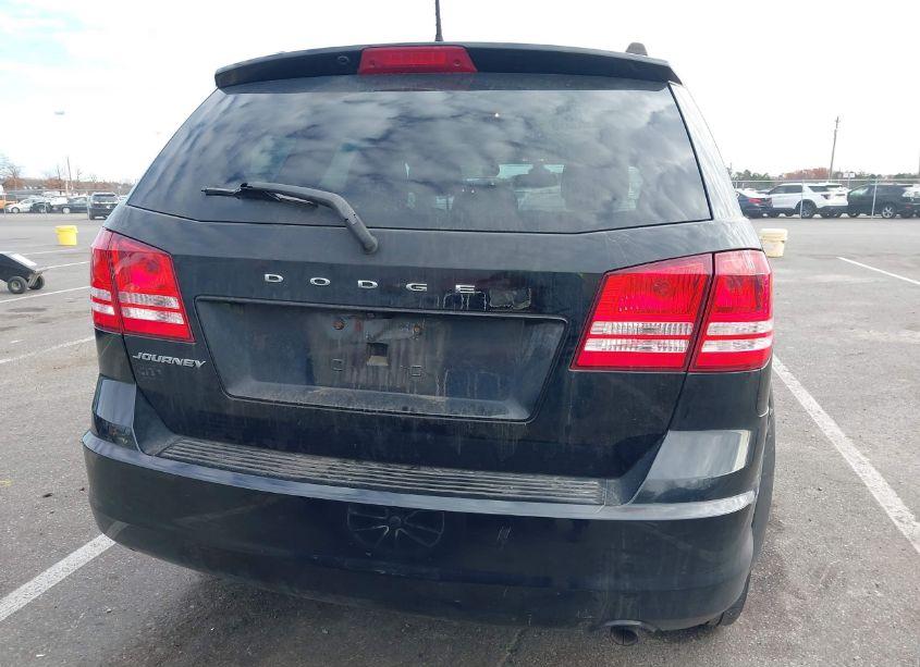 Photo 16 of 2018 Dodge Journey SE (VIN 3C4PDCAB3JT517656)