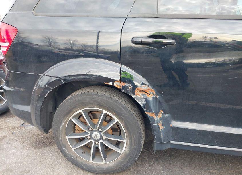 Photo 18 of 2018 Dodge Journey SE (VIN 3C4PDCAB3JT517656)