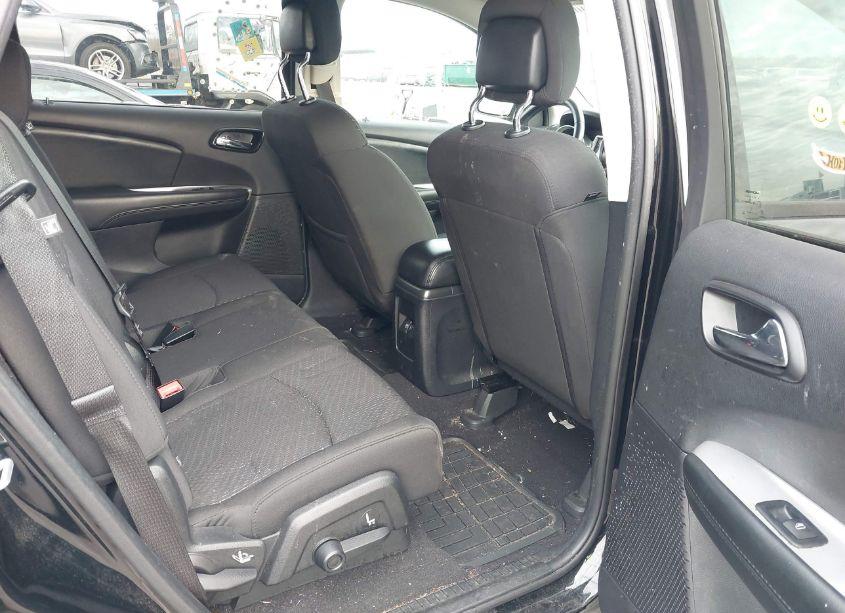 Photo 8 of 2018 Dodge Journey SE (VIN 3C4PDCAB3JT517656)