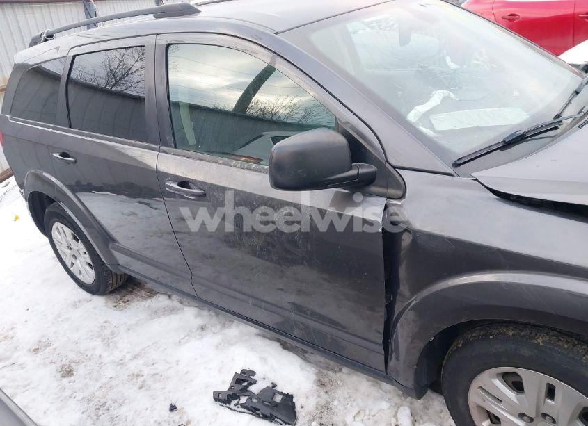 Photo 13 of 2018 Dodge Journey SE (VIN 3C4PDCAB3JT520878)