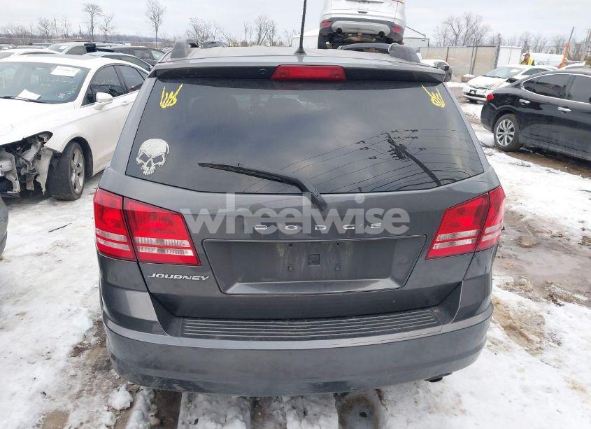 Photo 16 of 2018 Dodge Journey SE (VIN 3C4PDCAB3JT520878)