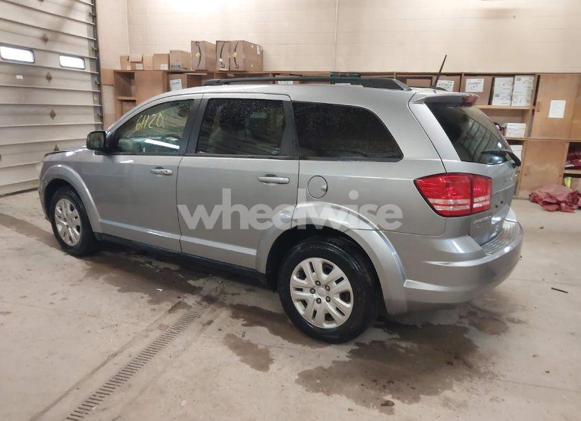Photo 3 of 2019 Dodge Journey SE VALUE PACKAGE (VIN 3C4PDCAB3KT747036)