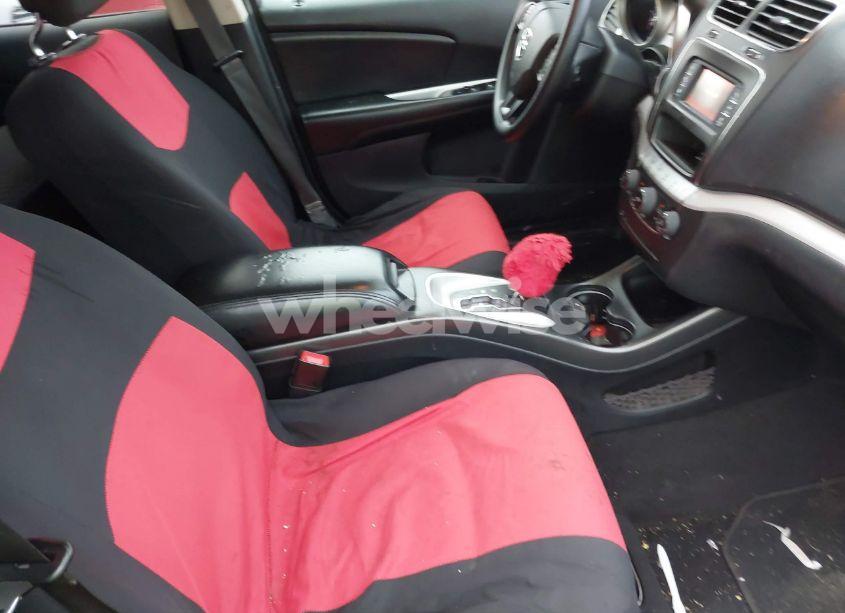 Photo 5 of 2020 Dodge Journey SE VALUE (VIN 3C4PDCAB3LT237402)