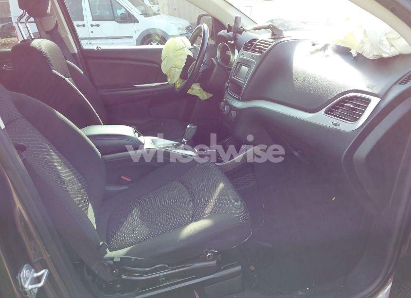 Photo 5 of 2020 Dodge Journey SE VALUE (VIN 3C4PDCAB3LT265202)