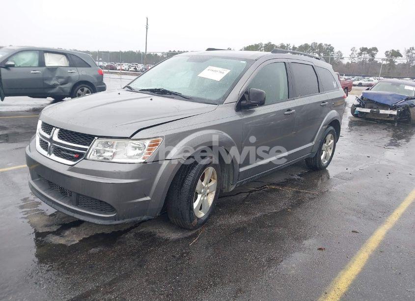 Photo 2 of 2013 Dodge Journey SE (VIN 3C4PDCAB4DT500983)