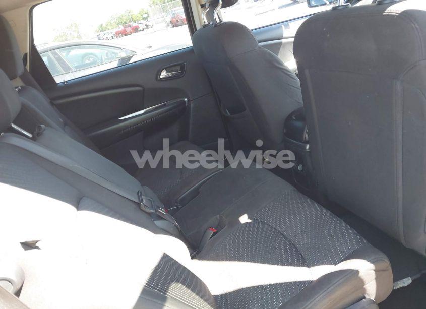 Photo 8 of 2016 Dodge Journey SE (VIN 3C4PDCAB4GT102743)