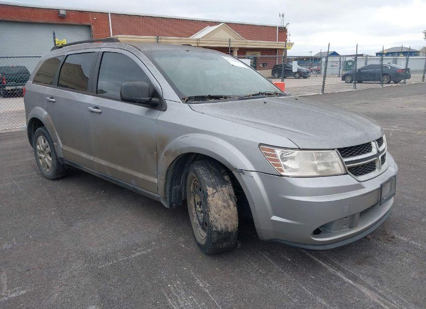 2016 Dodge Journey SE (VIN 3C4PDCAB4GT147083) main photo