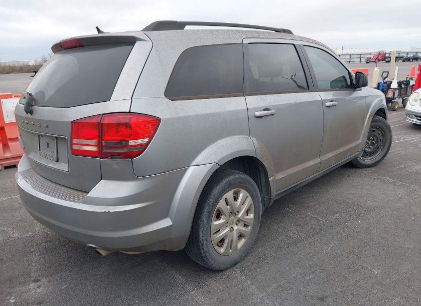 Photo 4 of 2016 Dodge Journey SE (VIN 3C4PDCAB4GT147083)