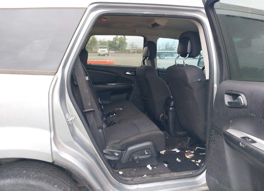 Photo 8 of 2016 Dodge Journey SE (VIN 3C4PDCAB4GT147083)