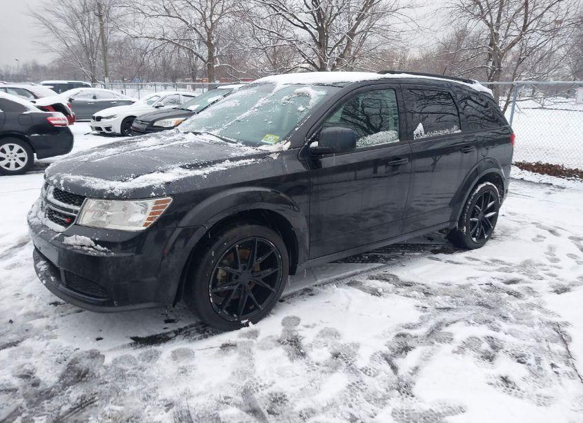 Photo 2 of 2016 Dodge Journey SE (VIN 3C4PDCAB4GT154289)