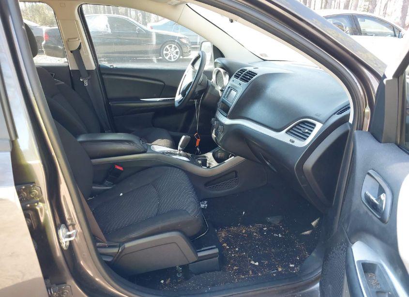 Photo 5 of 2016 Dodge Journey SE (VIN 3C4PDCAB4GT172288)