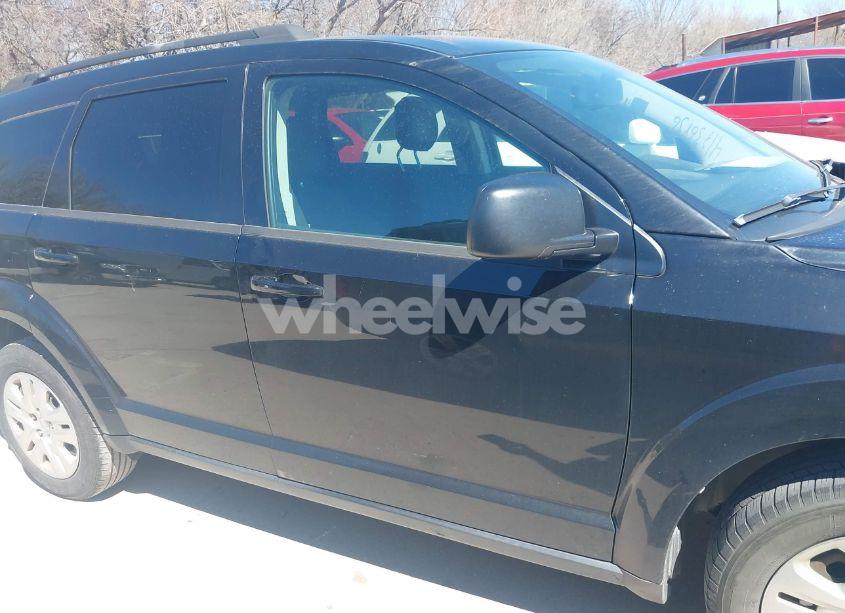 Photo 13 of 2017 Dodge Journey SE (VIN 3C4PDCAB4HT559120)