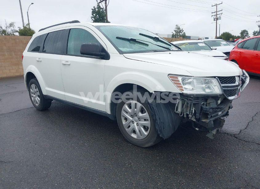 2017 Dodge Journey SE (VIN 3C4PDCAB4HT559487) main photo