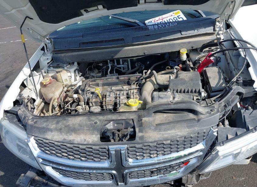 Photo 10 of 2017 Dodge Journey SE (VIN 3C4PDCAB4HT559487)