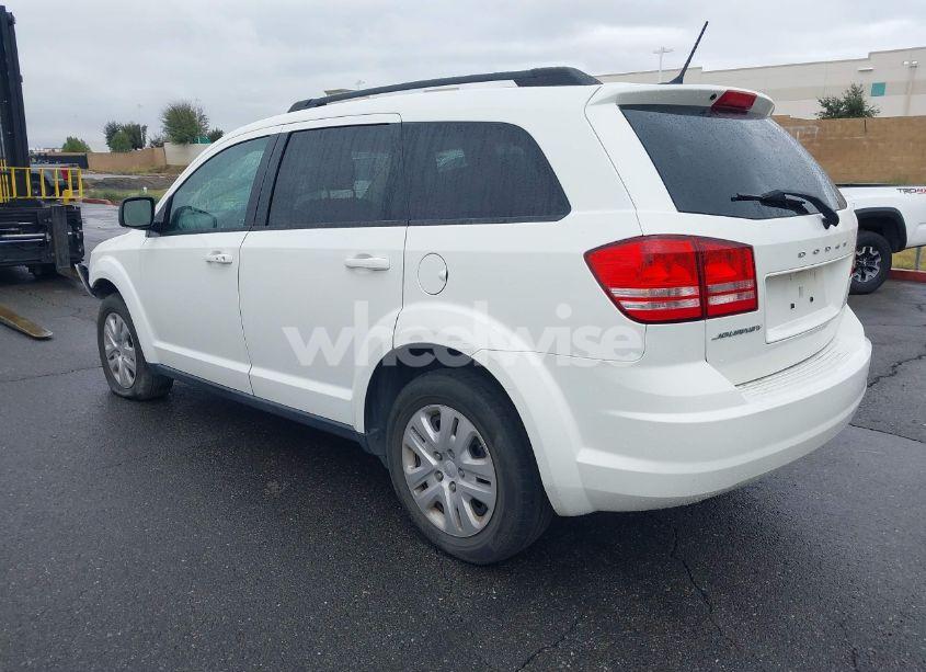 Photo 3 of 2017 Dodge Journey SE (VIN 3C4PDCAB4HT559487)