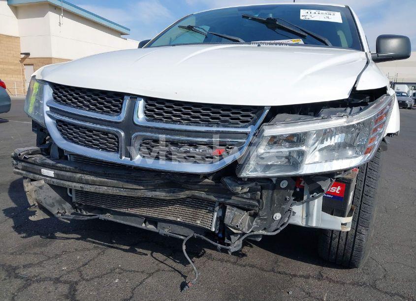 Photo 6 of 2017 Dodge Journey SE (VIN 3C4PDCAB4HT559487)