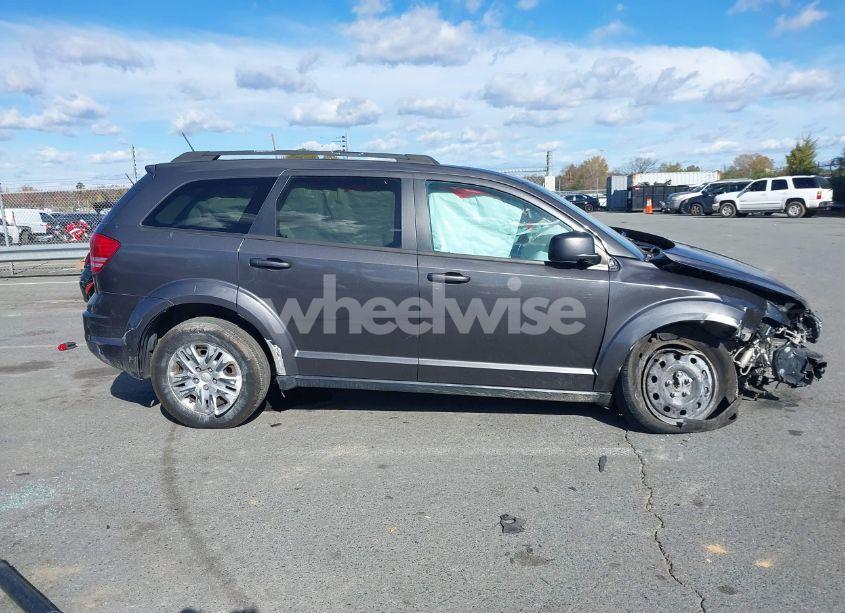 Photo 12 of 2017 Dodge Journey SE (VIN 3C4PDCAB4HT559845)