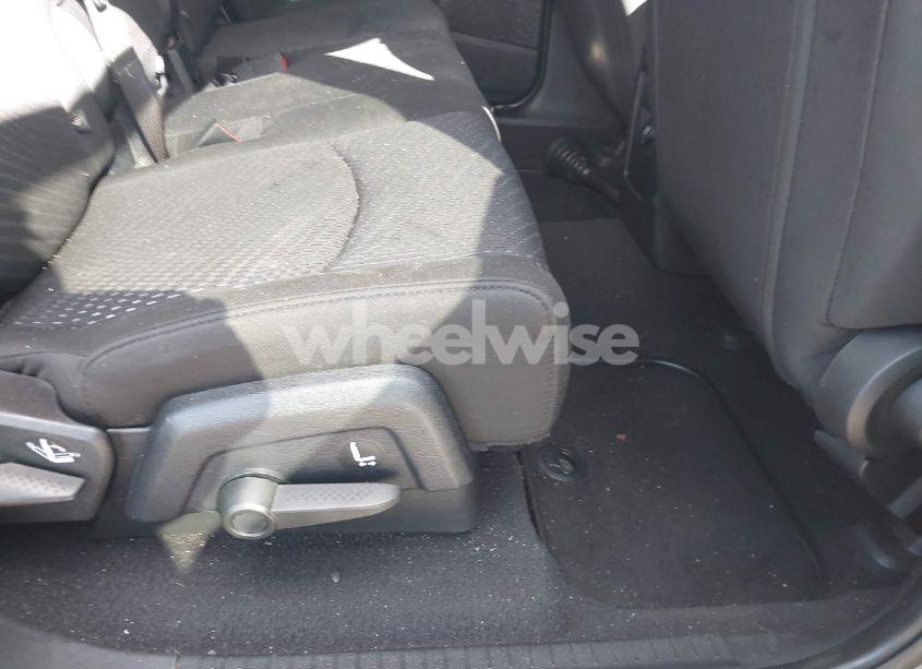 Photo 8 of 2017 Dodge Journey SE (VIN 3C4PDCAB4HT559845)