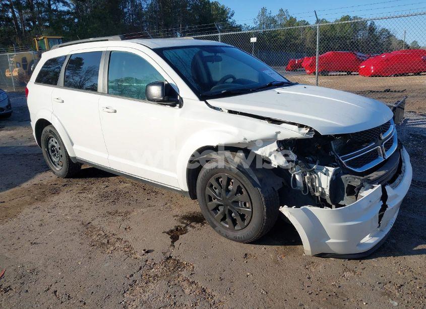 2017 Dodge Journey SE (VIN 3C4PDCAB4HT626945) main photo