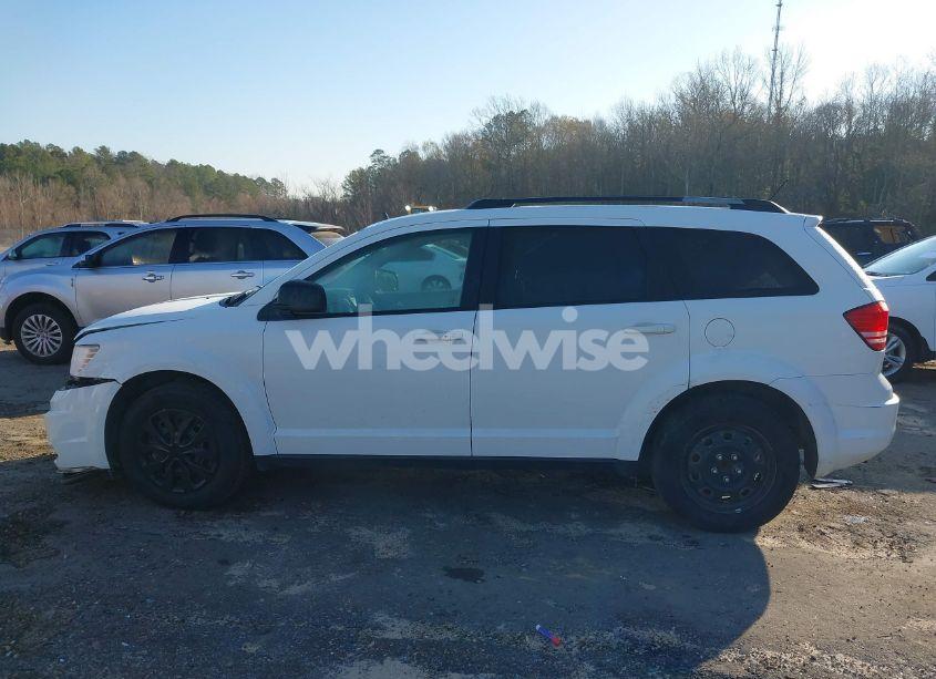 Photo 14 of 2017 Dodge Journey SE (VIN 3C4PDCAB4HT626945)