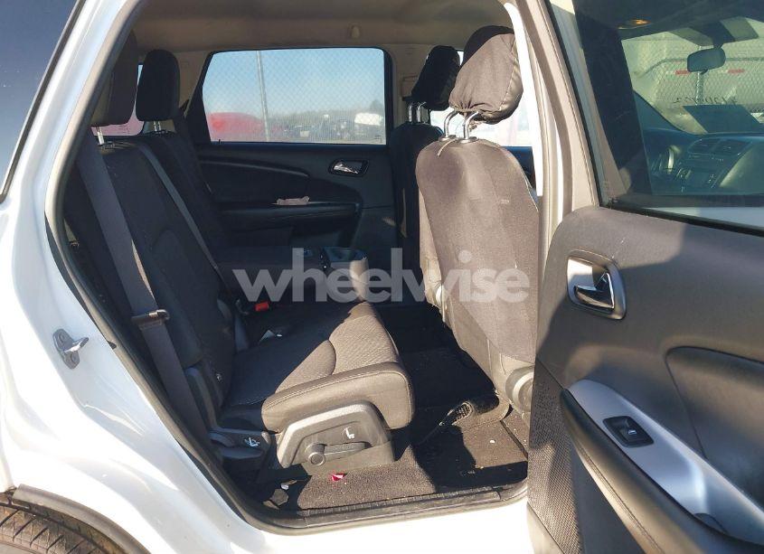 Photo 8 of 2017 Dodge Journey SE (VIN 3C4PDCAB4HT626945)