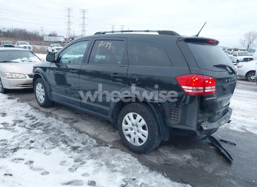 Photo 3 of 2017 Dodge Journey SE (VIN 3C4PDCAB4HT627061)