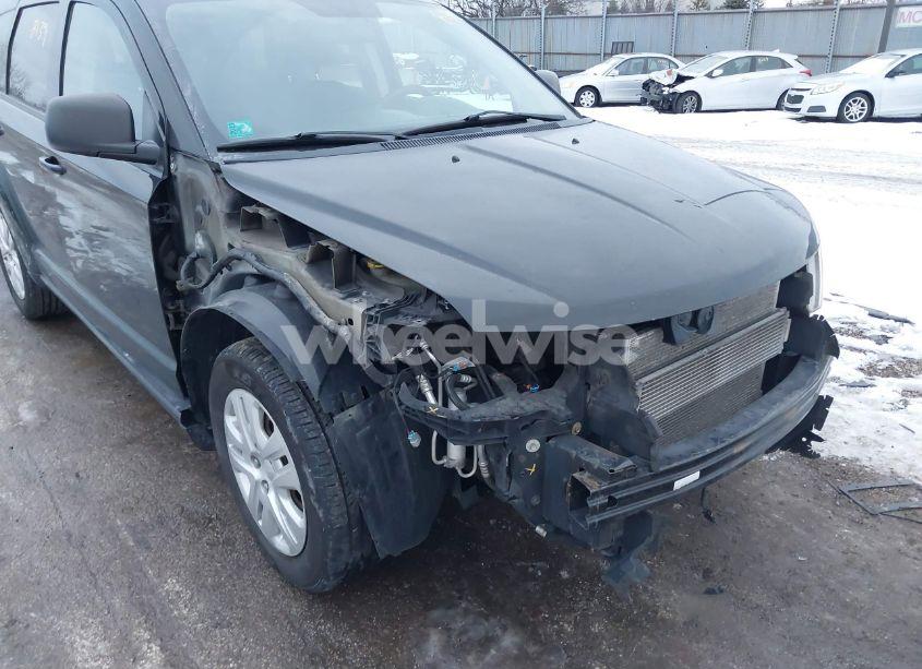 Photo 6 of 2017 Dodge Journey SE (VIN 3C4PDCAB4HT627061)