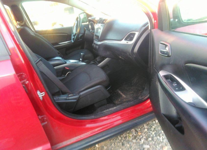 Photo 5 of 2017 Dodge Journey SE (VIN 3C4PDCAB4HT636889)