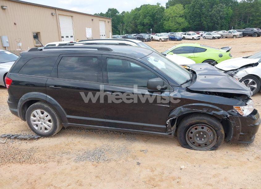 Photo 13 of 2017 Dodge Journey SE (VIN 3C4PDCAB4HT637668)