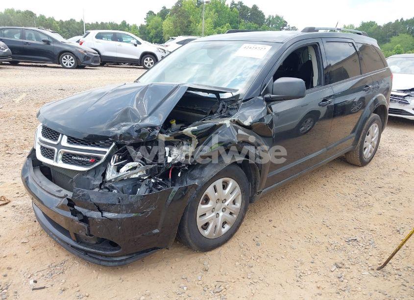 Photo 2 of 2017 Dodge Journey SE (VIN 3C4PDCAB4HT637668)