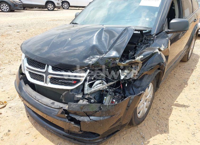 Photo 6 of 2017 Dodge Journey SE (VIN 3C4PDCAB4HT637668)