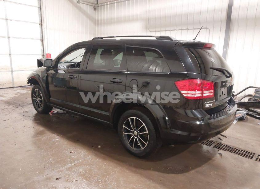 Photo 3 of 2017 Dodge Journey SE (VIN 3C4PDCAB4HT695490)