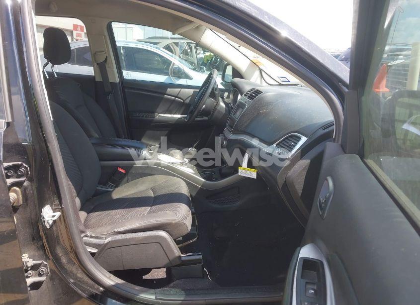 Photo 5 of 2017 Dodge Journey SE (VIN 3C4PDCAB4HT706004)