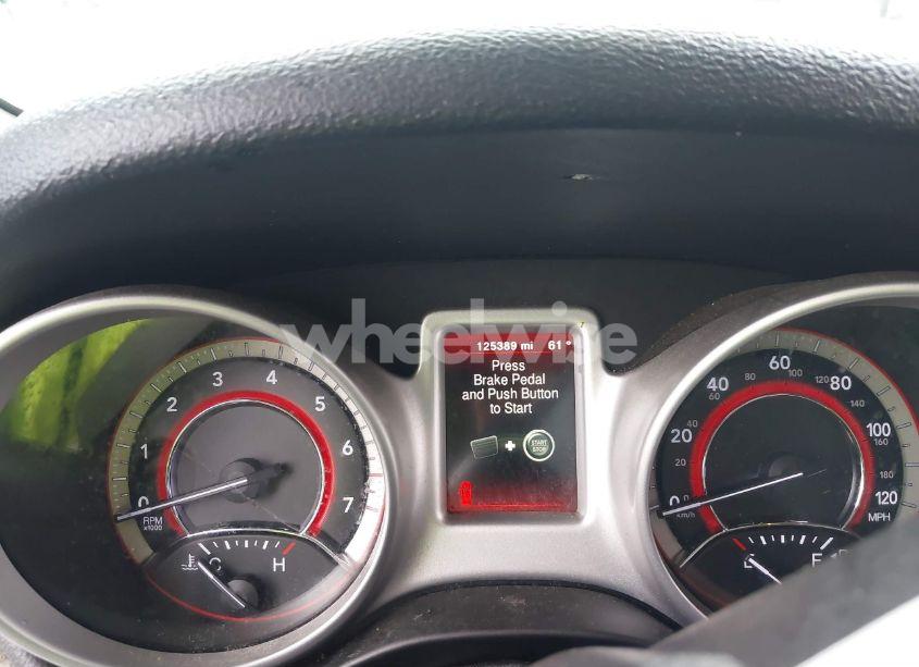 Photo 15 of 2018 Dodge Journey SE (VIN 3C4PDCAB4JT208620)