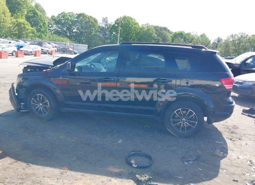 Photo 14 of 2018 Dodge Journey SE (VIN 3C4PDCAB4JT276674)