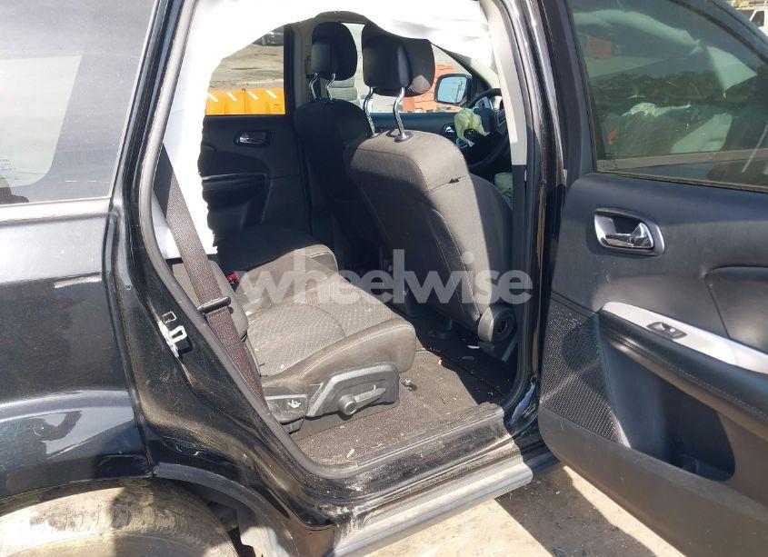 Photo 8 of 2018 Dodge Journey SE (VIN 3C4PDCAB4JT276674)