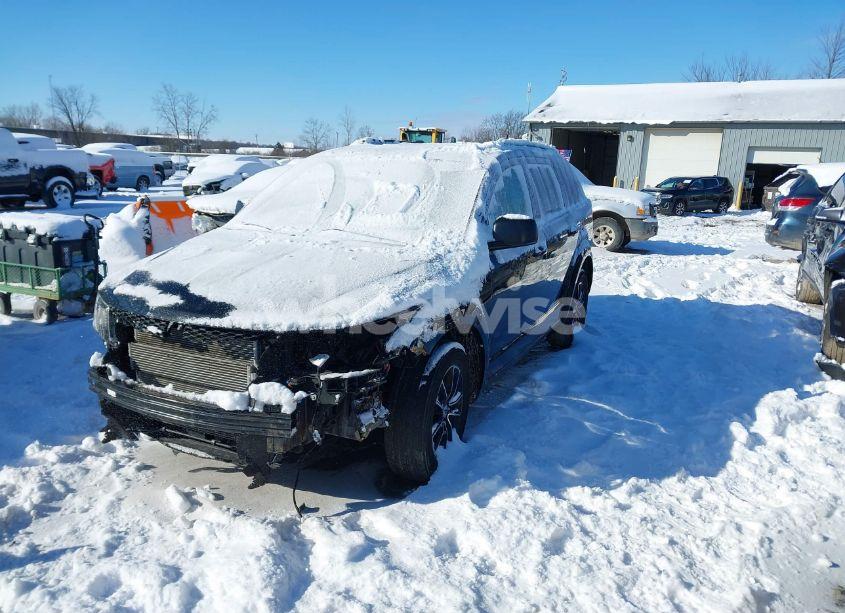 Photo 2 of 2018 Dodge Journey SE (VIN 3C4PDCAB4JT382283)