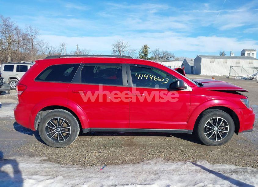 Photo 13 of 2018 Dodge Journey SE (VIN 3C4PDCAB4JT385068)