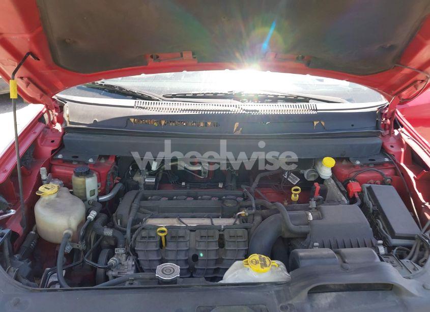 Photo 10 of 2018 Dodge Journey SE (VIN 3C4PDCAB4JT429750)