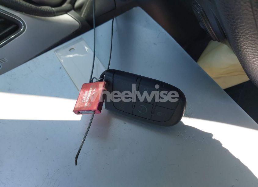 Photo 11 of 2018 Dodge Journey SE (VIN 3C4PDCAB4JT429750)