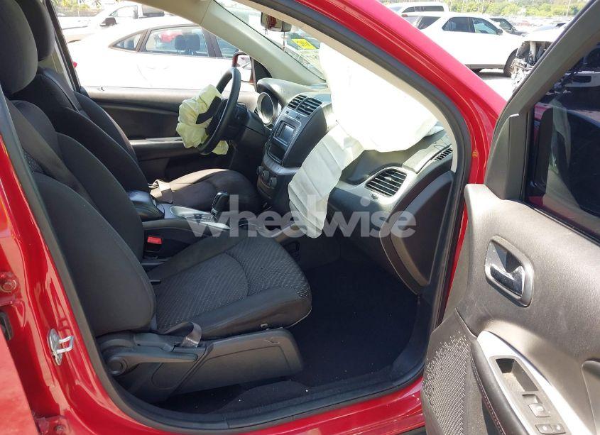 Photo 5 of 2018 Dodge Journey SE (VIN 3C4PDCAB4JT429750)