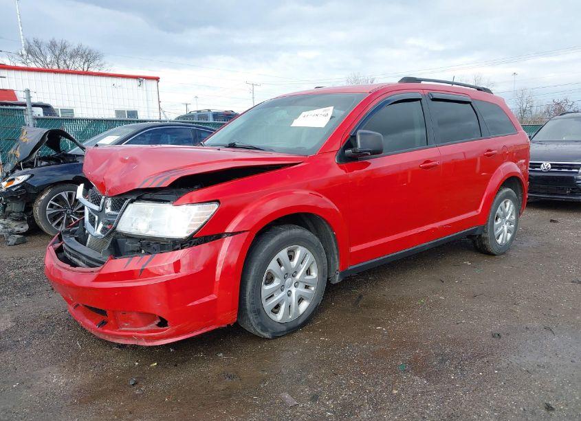 Photo 2 of 2018 Dodge Journey SE (VIN 3C4PDCAB4JT439596)
