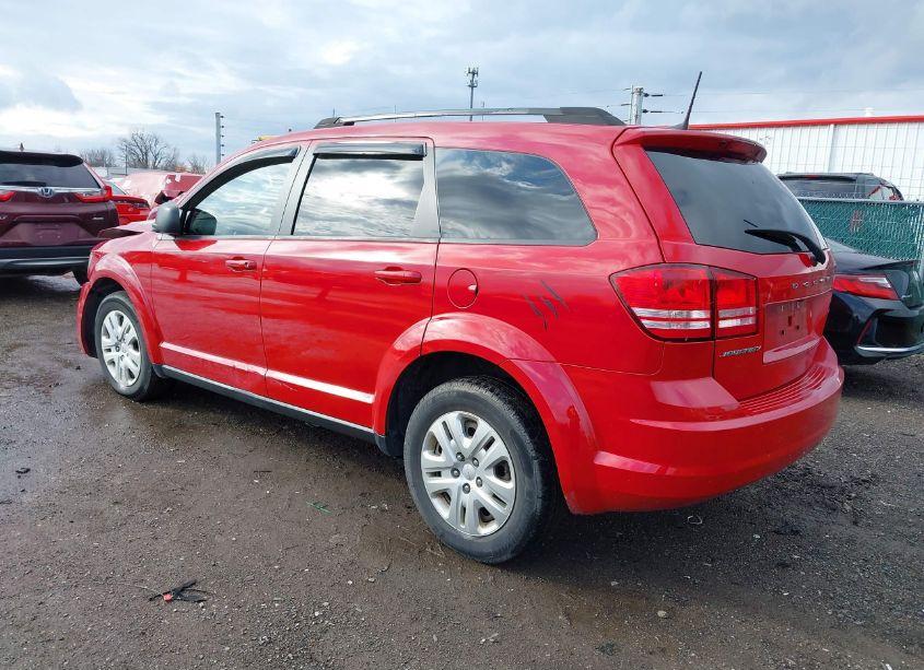 Photo 3 of 2018 Dodge Journey SE (VIN 3C4PDCAB4JT439596)