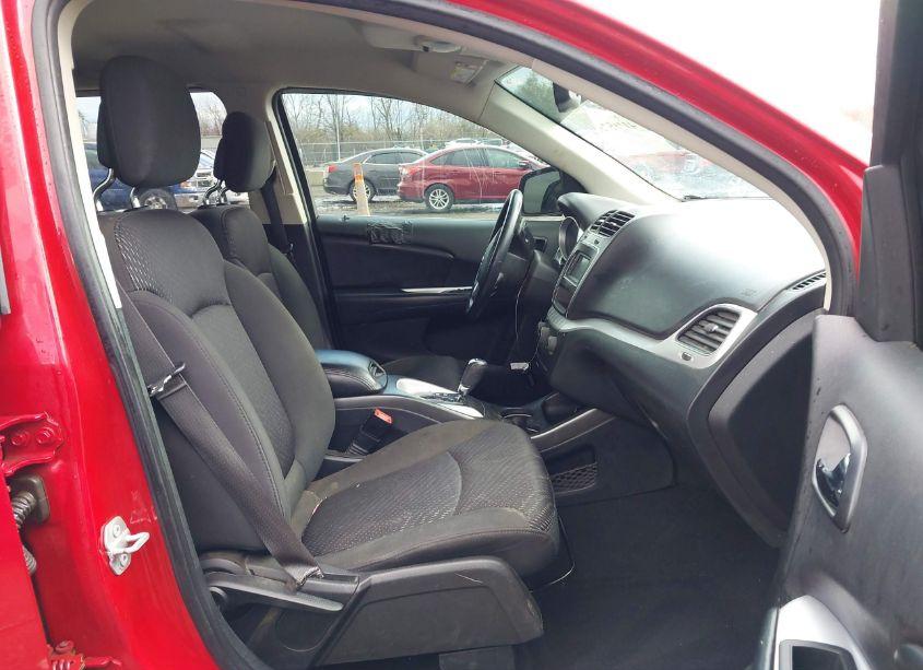 Photo 5 of 2018 Dodge Journey SE (VIN 3C4PDCAB4JT439596)