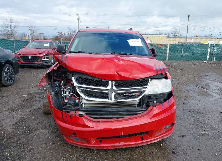 Photo 6 of 2018 Dodge Journey SE (VIN 3C4PDCAB4JT439596)