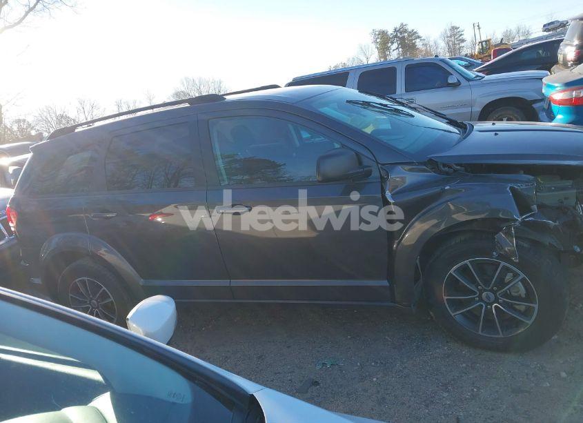 Photo 12 of 2018 Dodge Journey SE (VIN 3C4PDCAB4JT444264)
